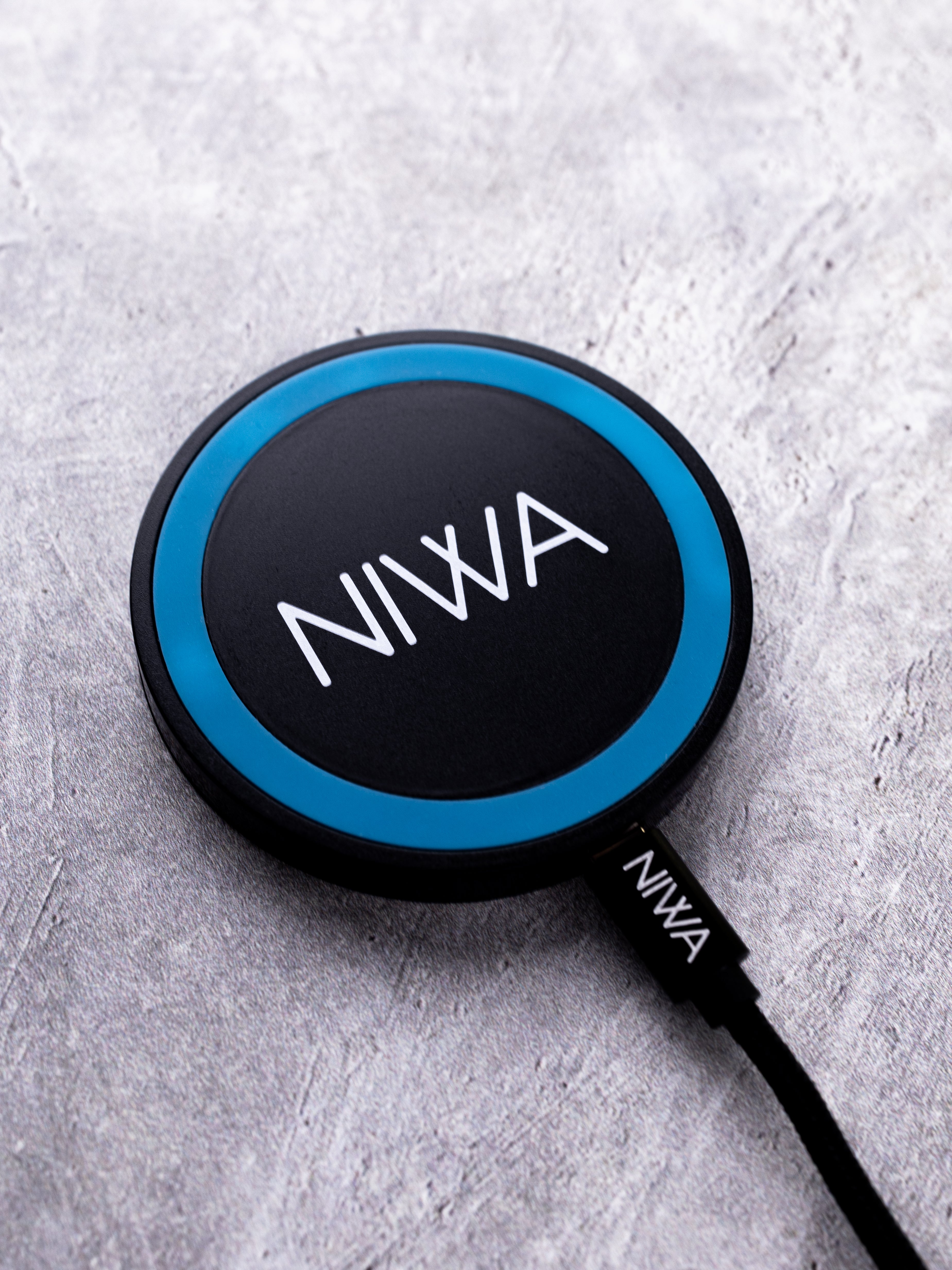 NIWA Nixie wireless dock station