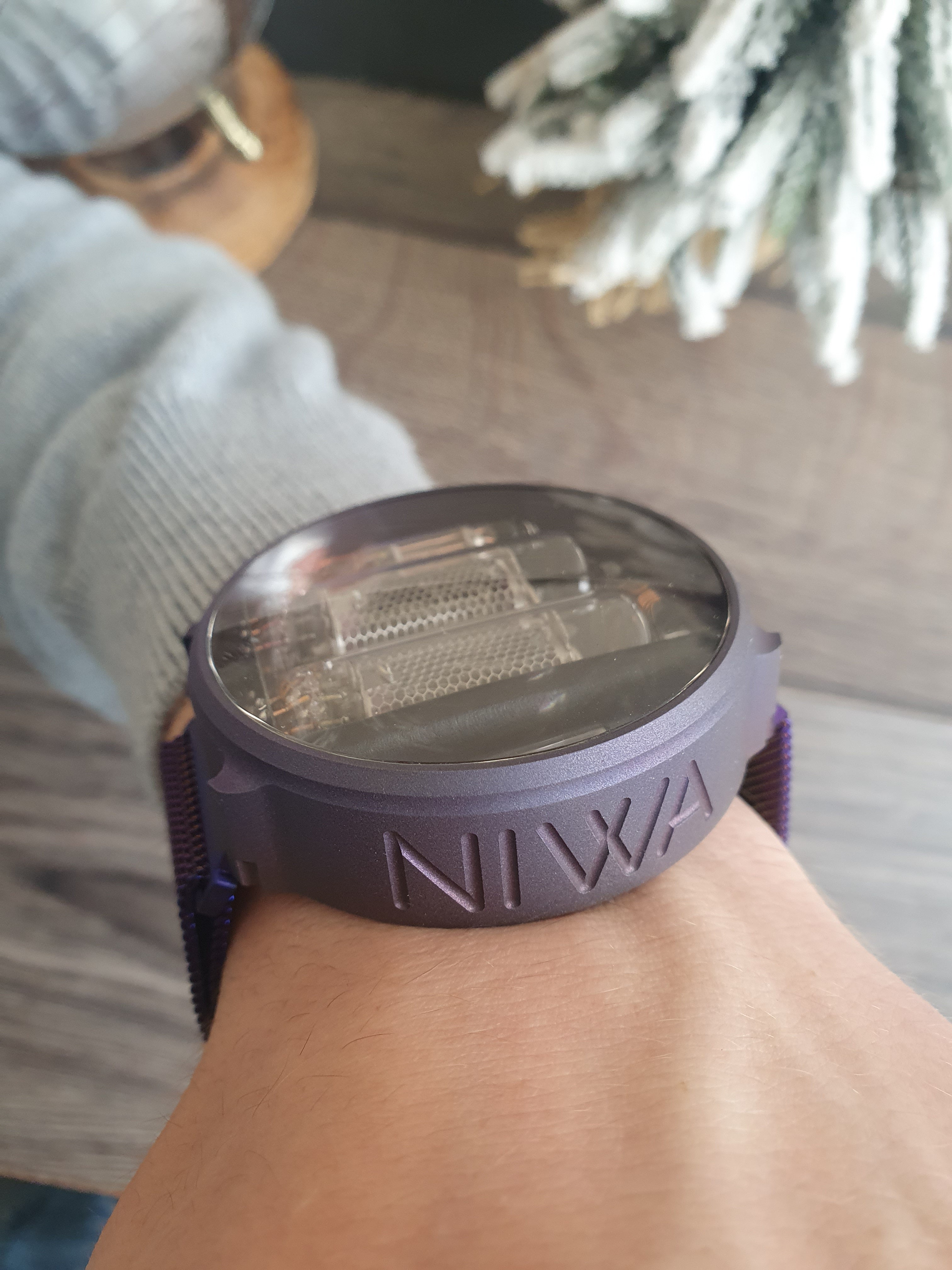 NIWA Nixie watch V 2.0 - Titanium Carina Nebula case