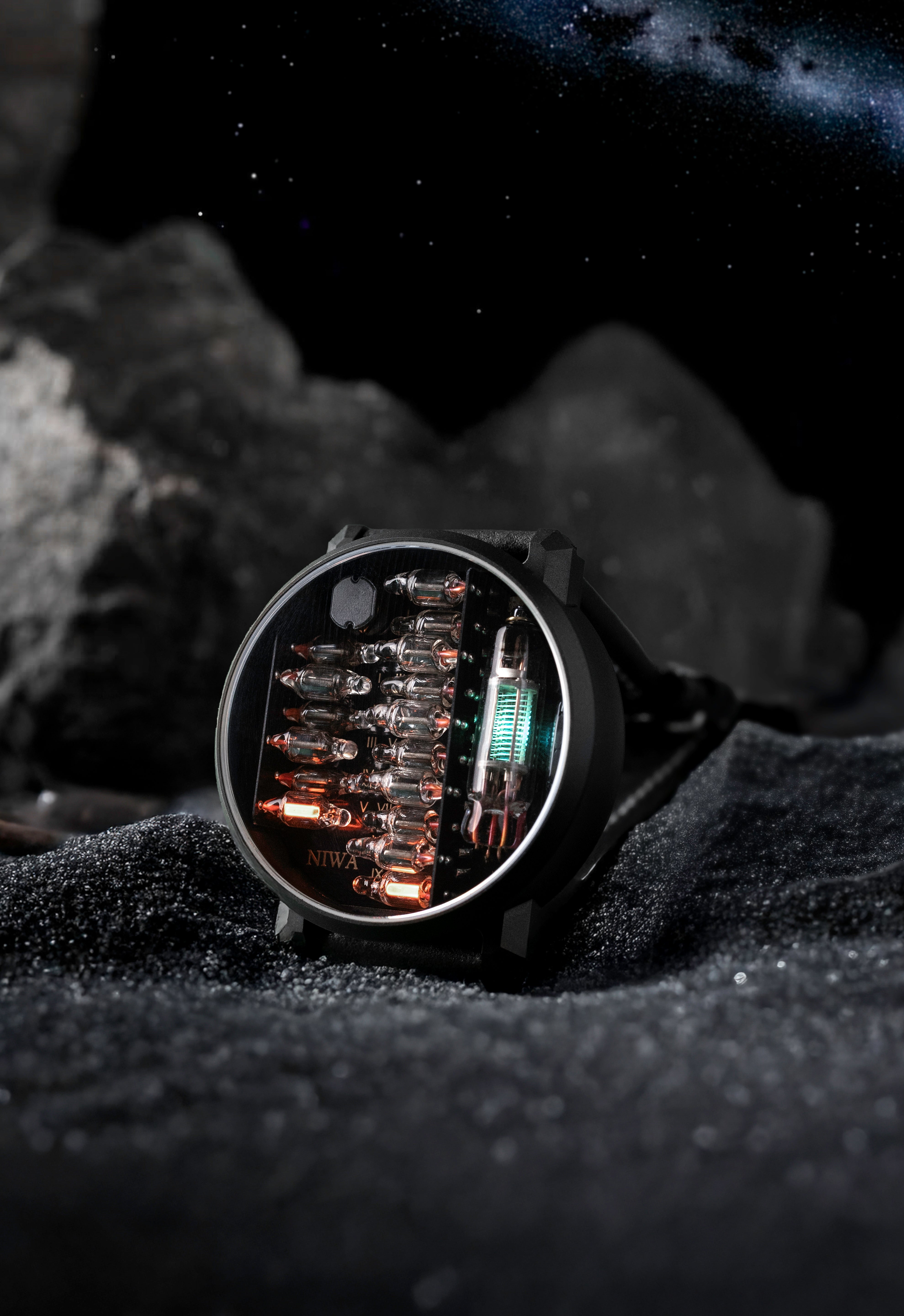 NIWA Lunokhod watch. Barnard 68 case