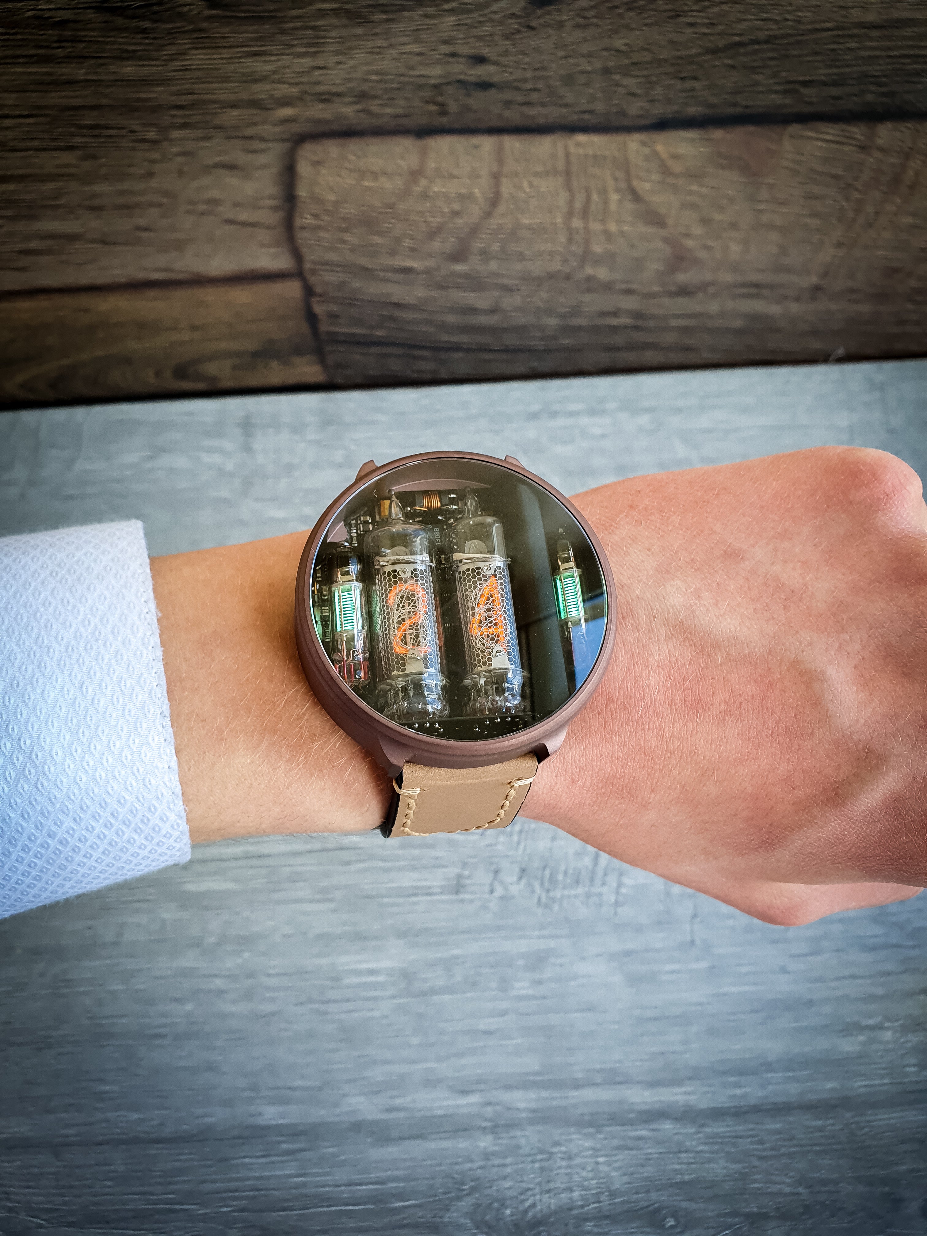 NIWA Nixie watch V 2.0 -Bronze steel case – NIWA Watches store