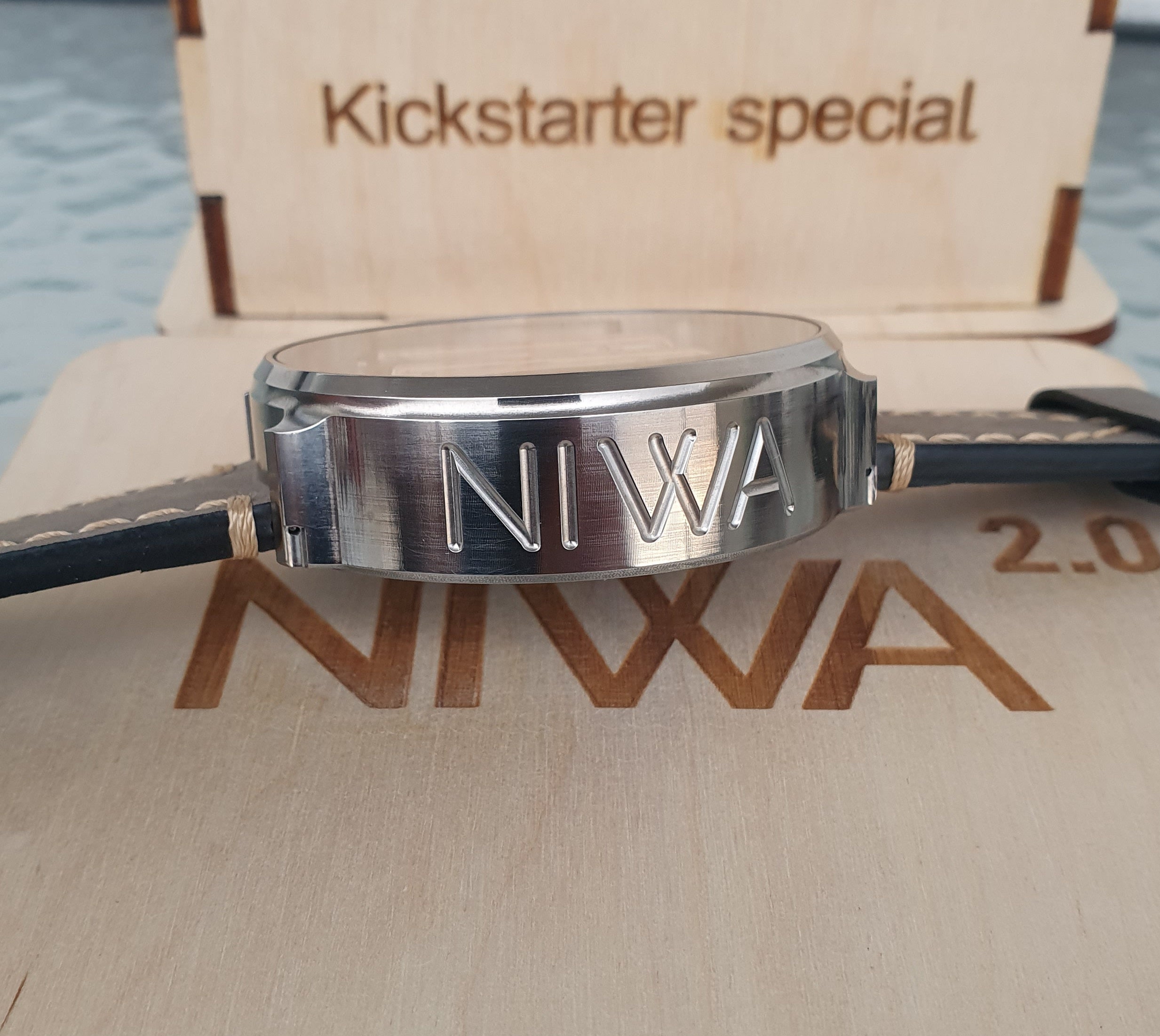 NIWA Nixie watch V 2.0 -Neptune polished mirror case