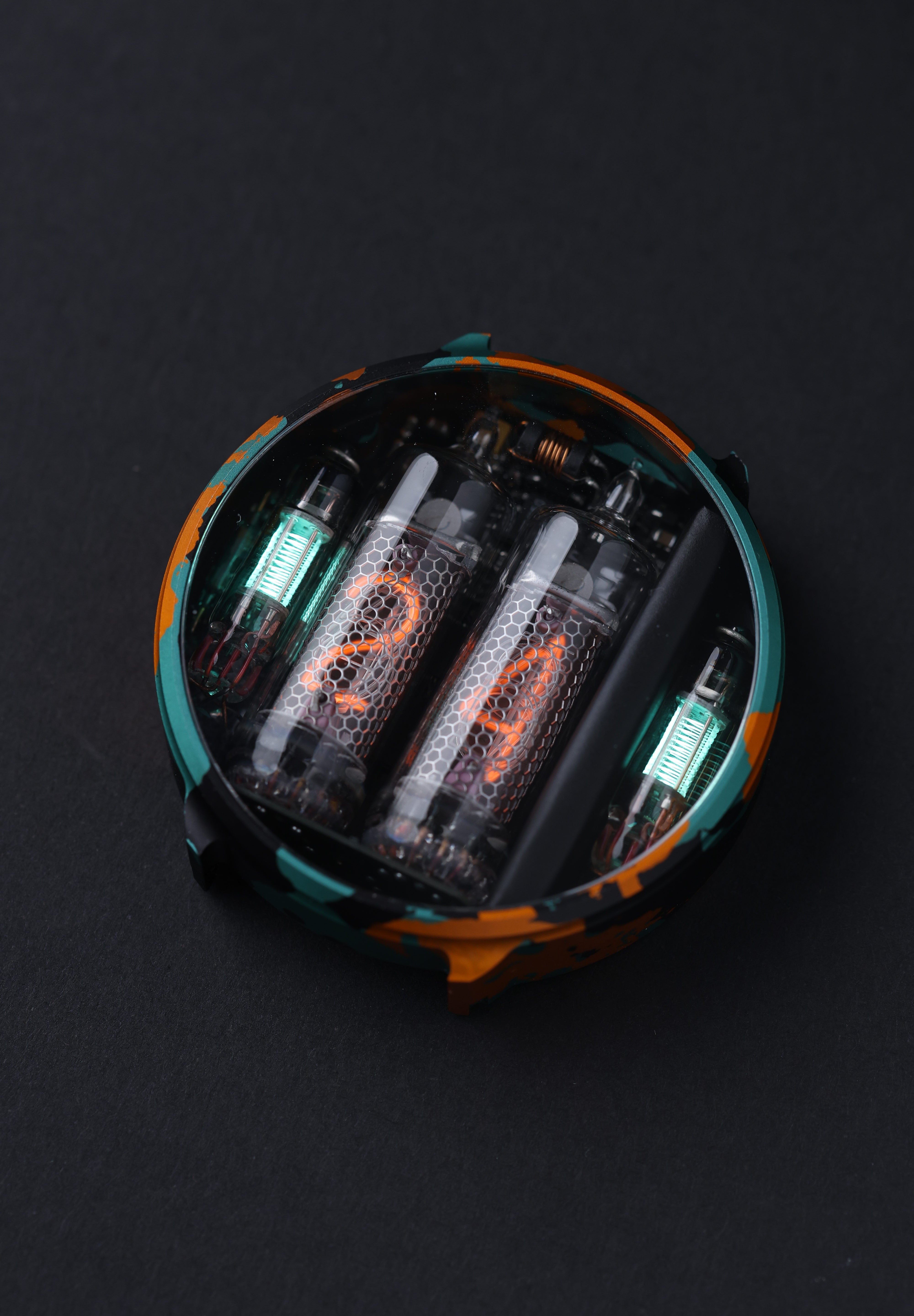 NIWA Nixie watch. Supernova 9 case.