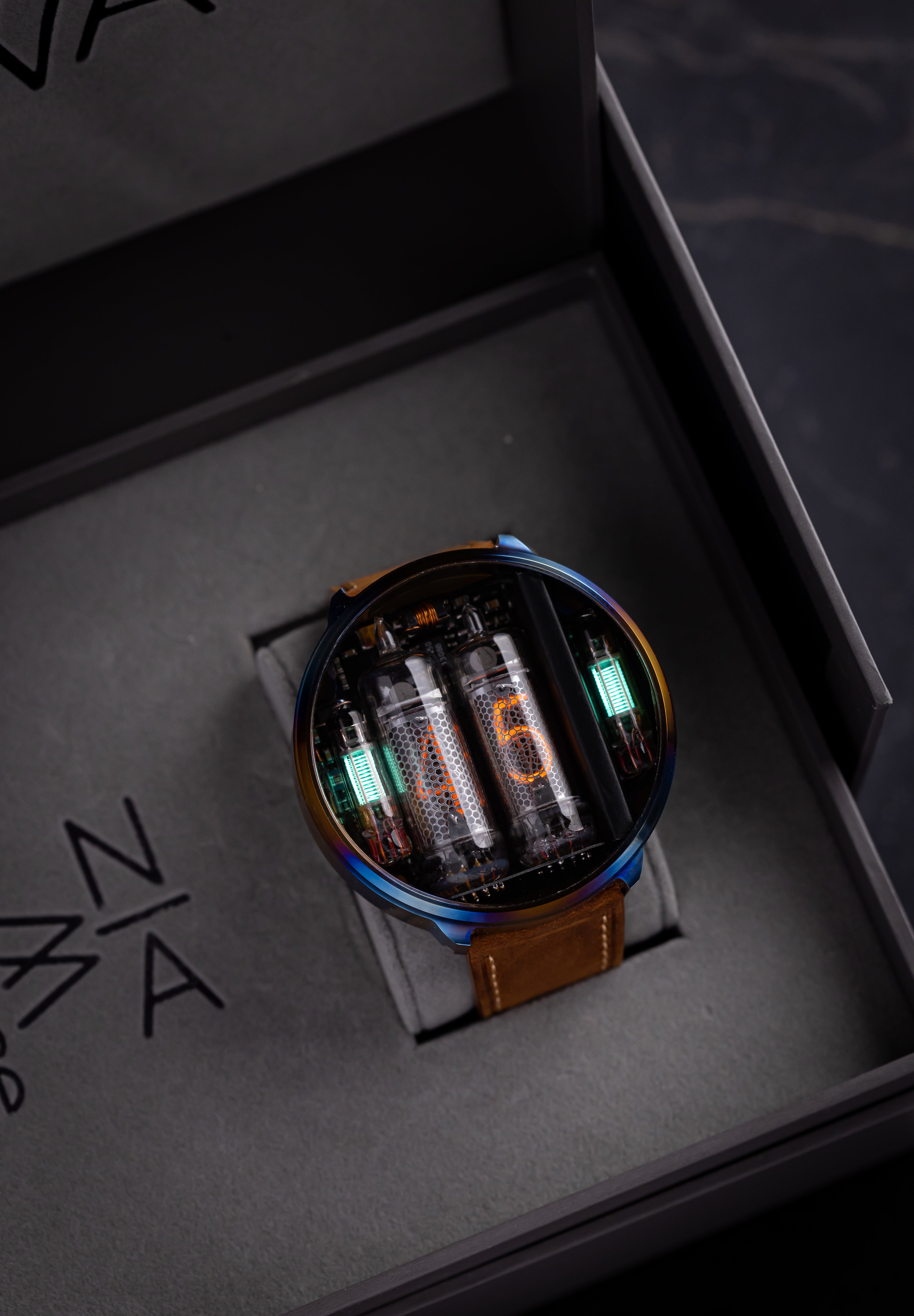 NIWA Nixie watch V 2.0 - Stephan's Quintet case