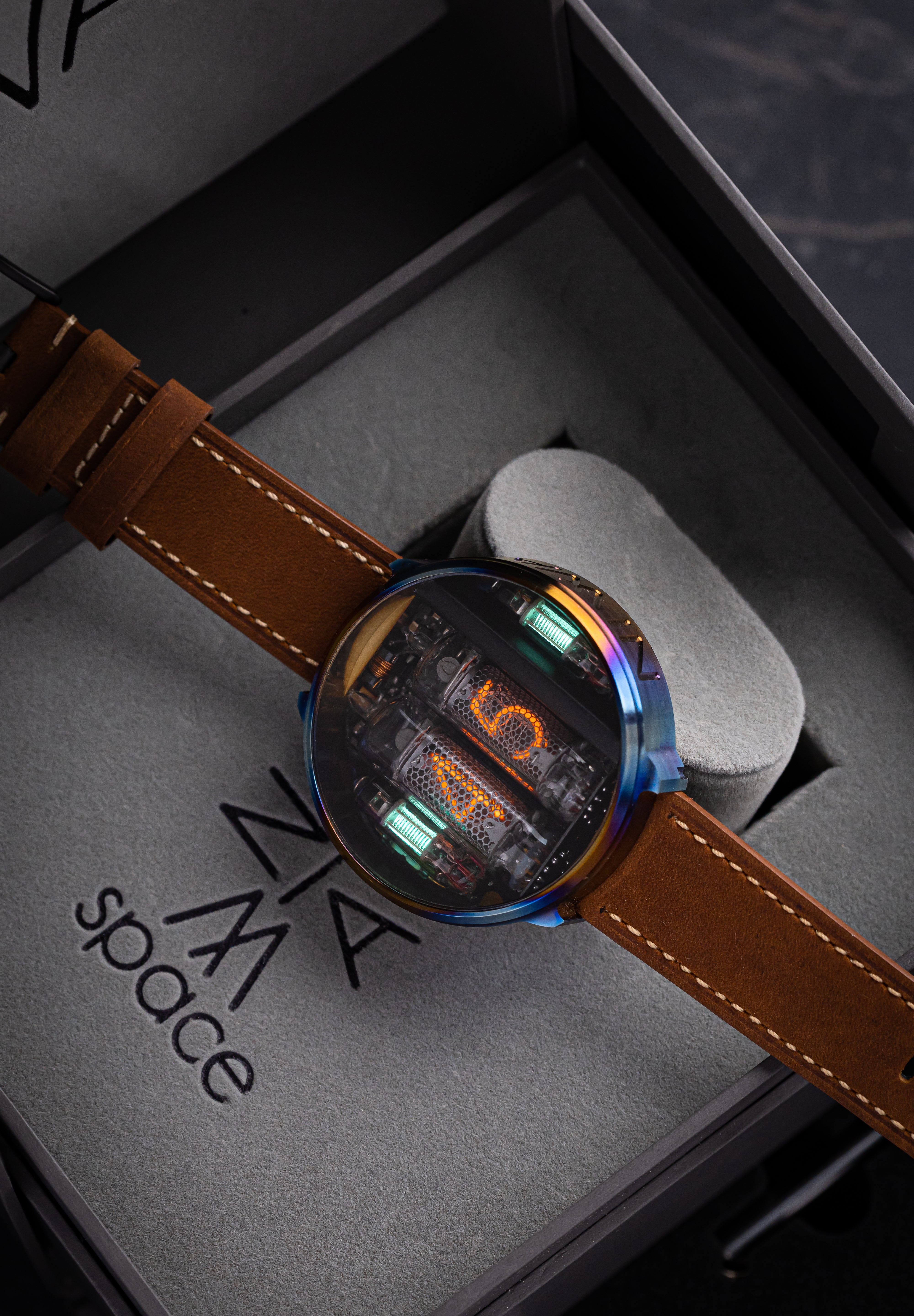 NIWA Nixie watch V 2.0 - Stephan's Quintet case