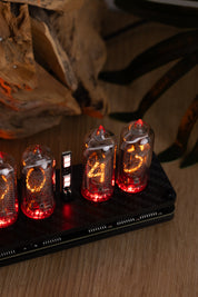 IN-14 6- digits Nixie clock. Carbon fiber cover case. With installed tubes.