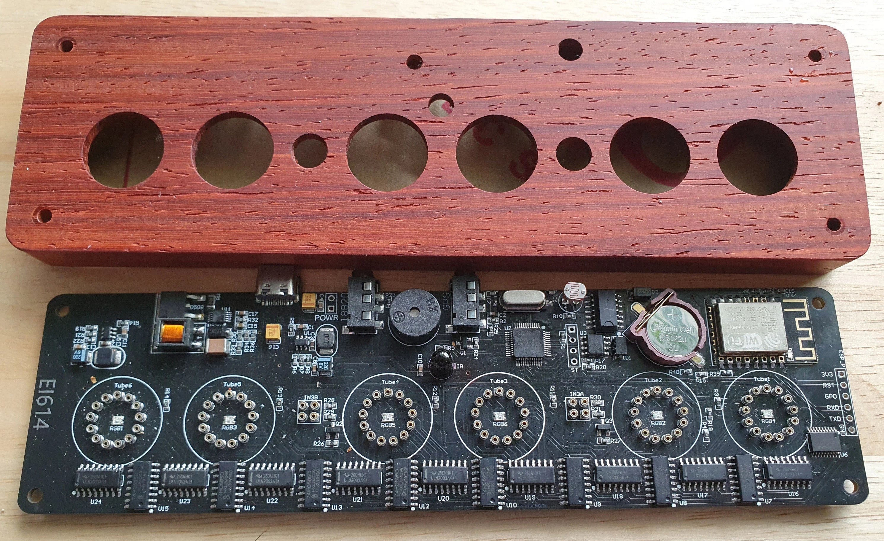 IN-14 6- digits Nixie clock Kit. Wooden case. Tubes included. Wi-fi.